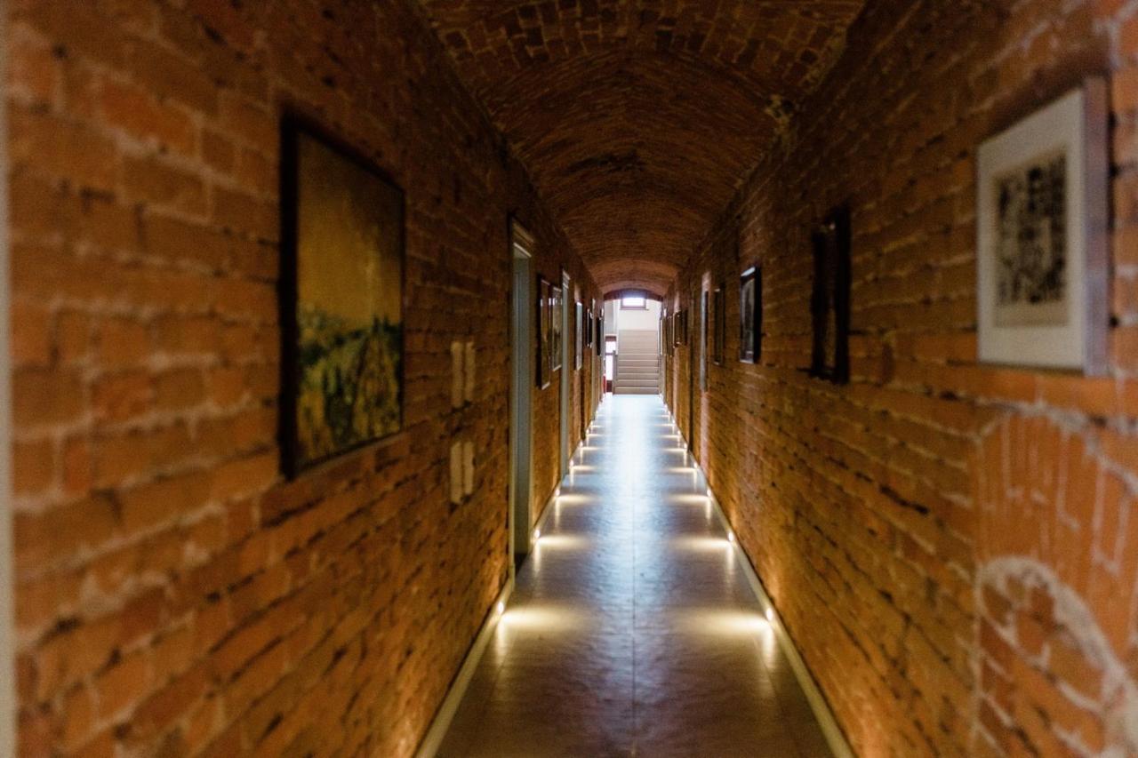 Folwark Wielka Wies - Palac Pod Debem Glowczyce Bagian luar foto
