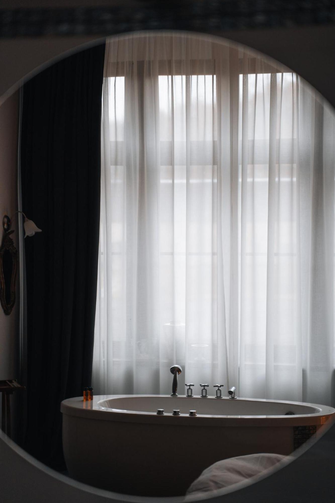 Folwark Wielka Wies - Palac Pod Debem Glowczyce Bagian luar foto